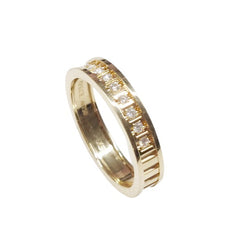 Unlock Marks 18K Stripe Diamond Gold Ring