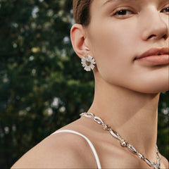 Smiley® Daisy Heart Silver Luxury Stud Earring