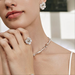 Smiley® Daisy Heart Silver Luxury Ring