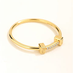 Unlock 18K Block Center Diamonds Ring