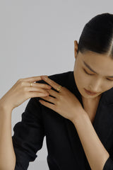 Unlock Marks 18K Stripe Diamond Gold Signature Ring