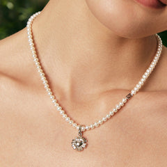 Daisy Heart Silver Pendant Freshwater Pearl Necklace