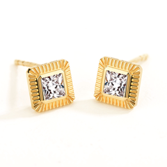 Unlock 18K Square Diamond Gold Earring