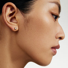 D Muse 18K Diamond Gold Earring