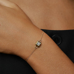 Lokki Gold Mother-of-Pearl Diamond Bracelet