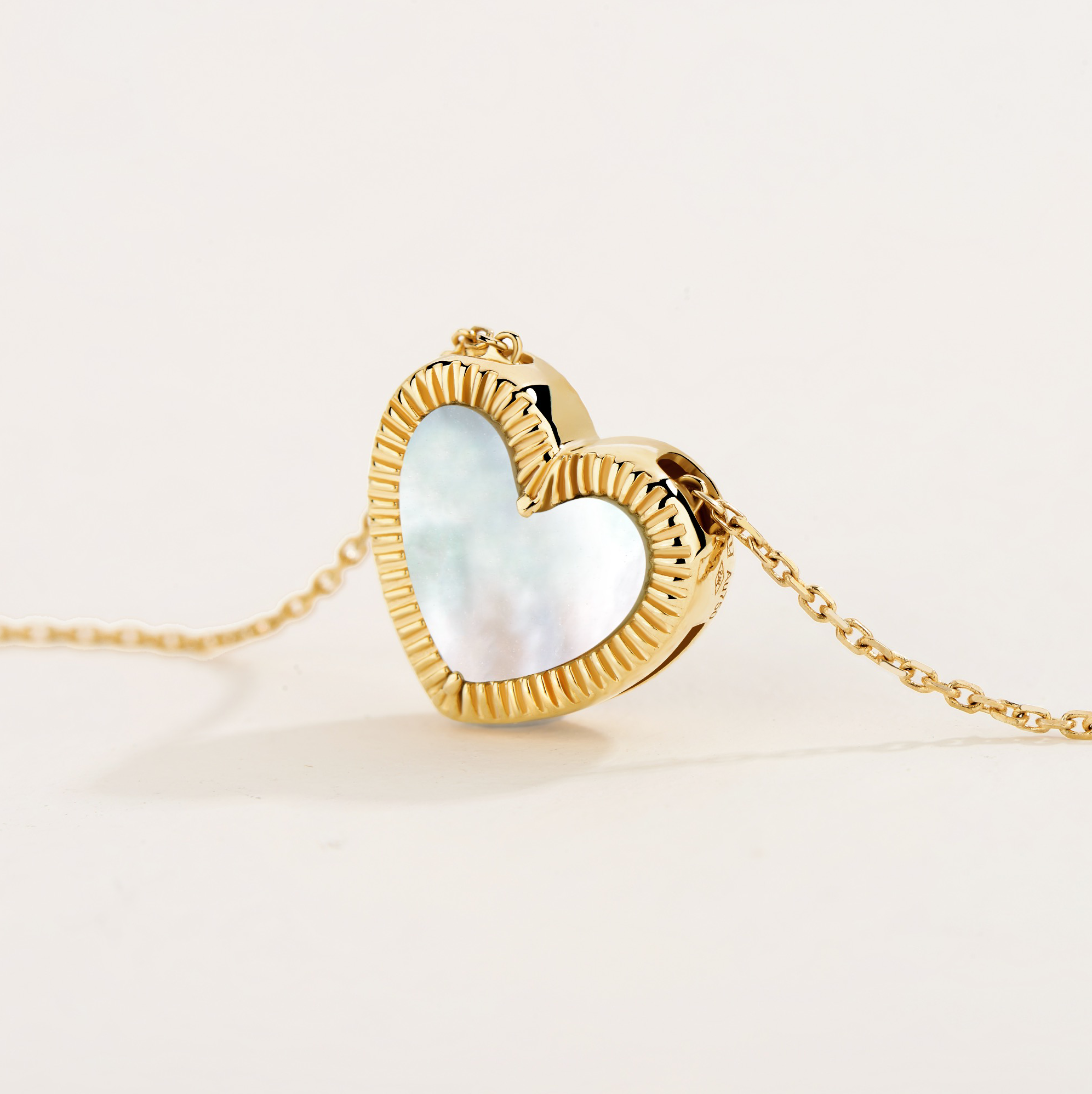 Flip - Love Letter 18K Double-Sided Heart Necklace