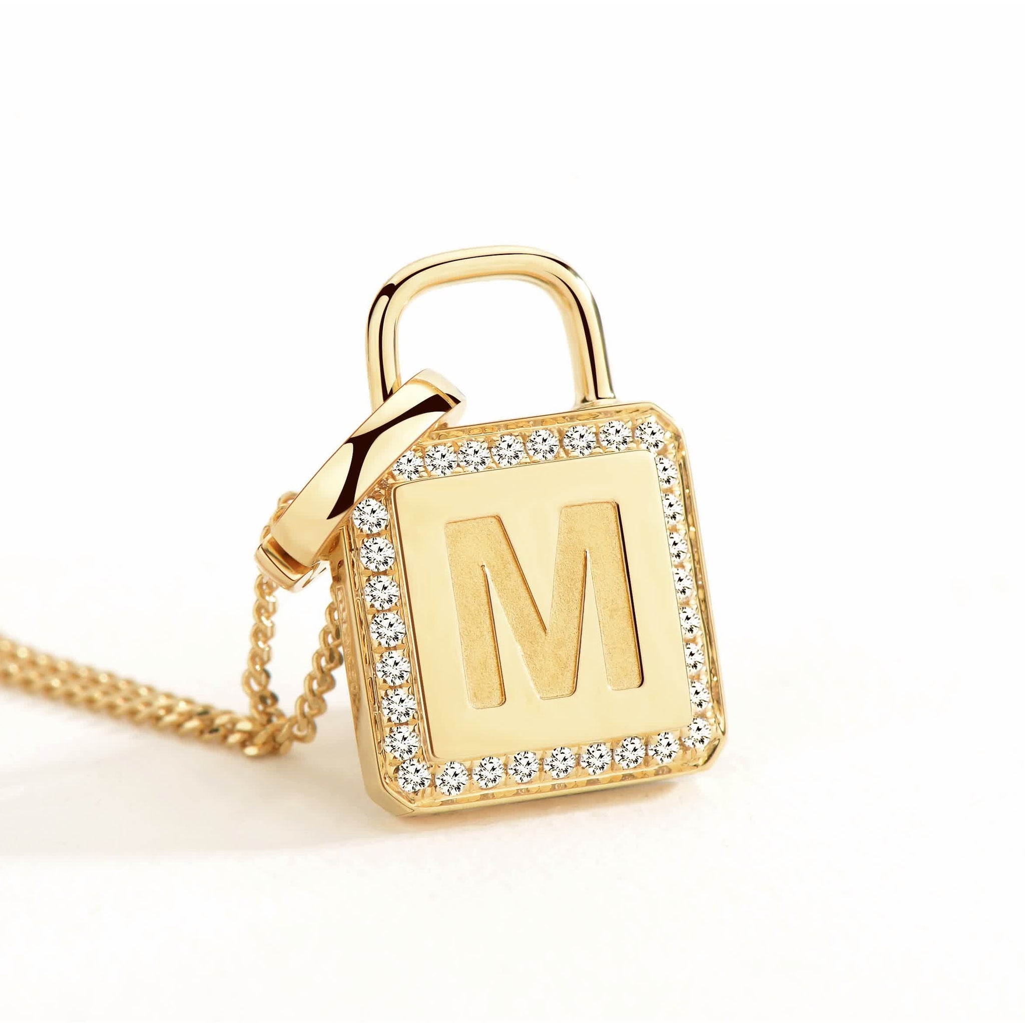 Unlock-18K Diamond Edge Lock Personalized Gold Pendant